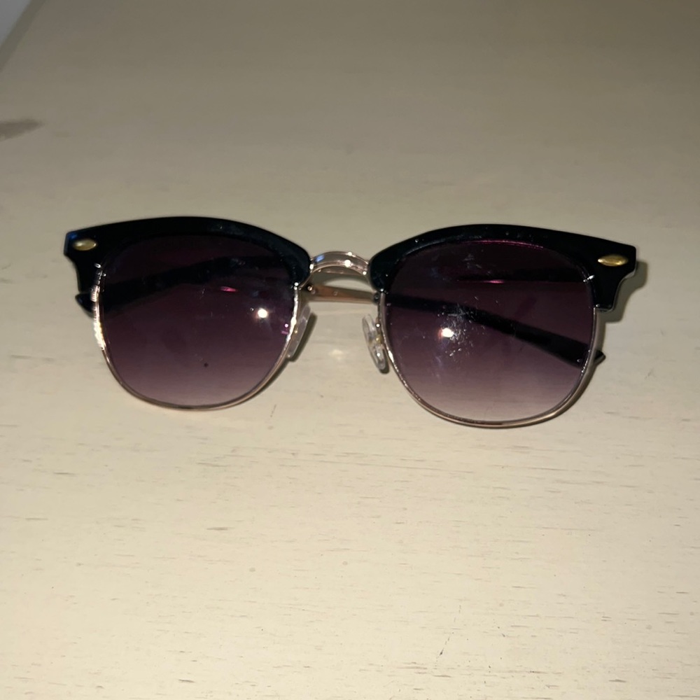 Sunglasses brown gold